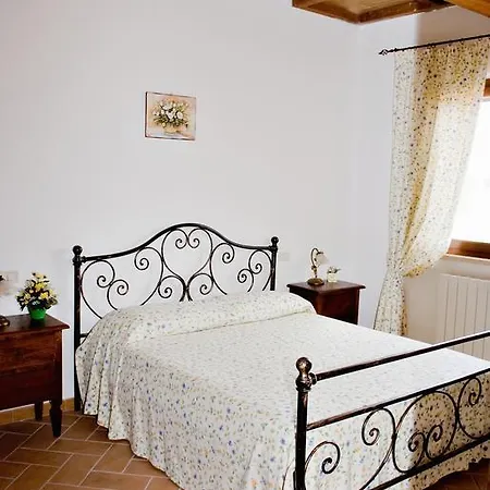 Agriturismo Colle D' Oro Pescia Romana Room photo