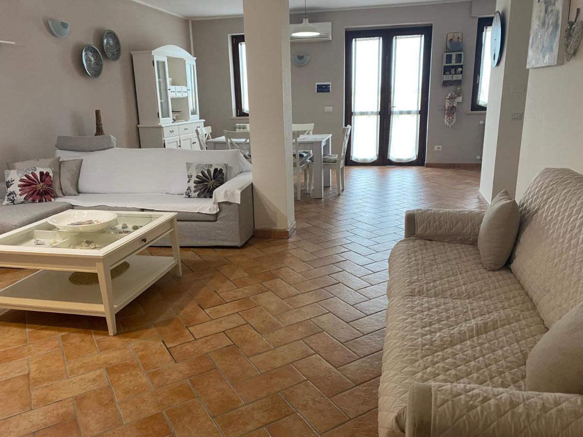 Colle D' Oro Farm stay Pescia Romana